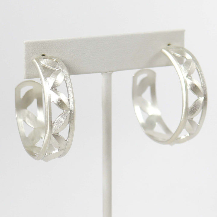 Sweet Pea Hoop Earrings