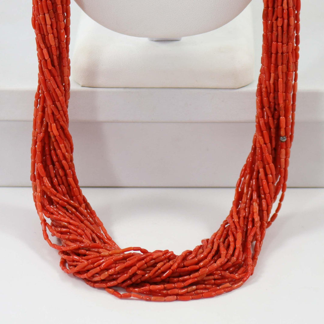 1970s Coral Necklace by Vintage Collection - Garland's