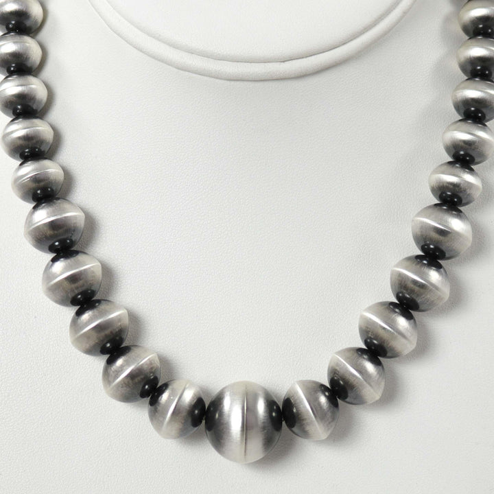 Navajo Pearl Necklace