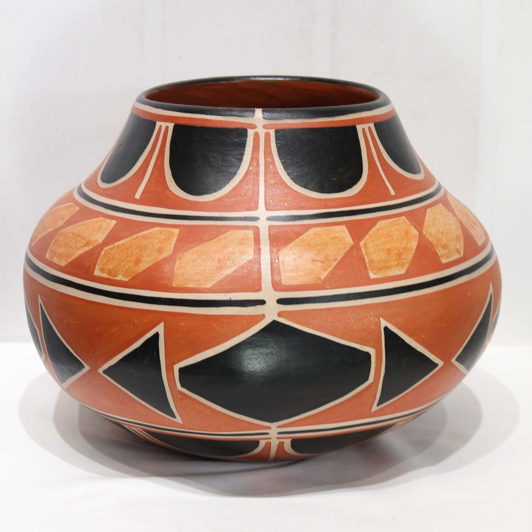 Santo Domingo Jar by Robert Tenorio - Garland's