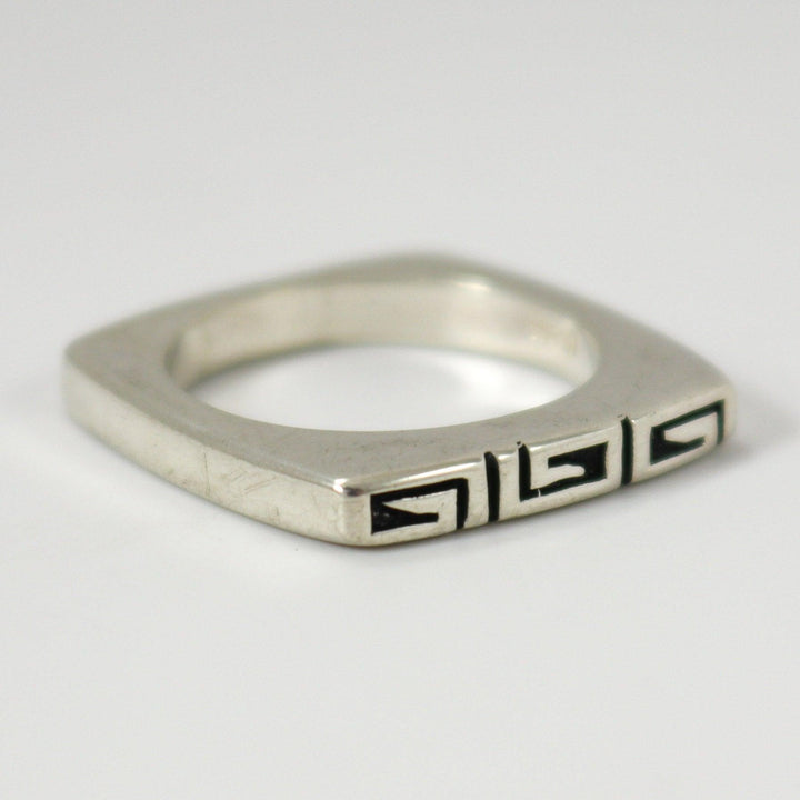 Square Geometric Ring